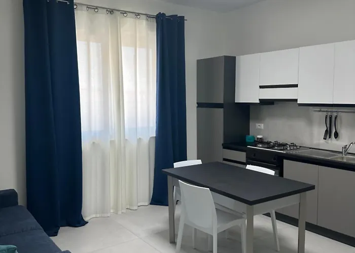 Levante 2 *